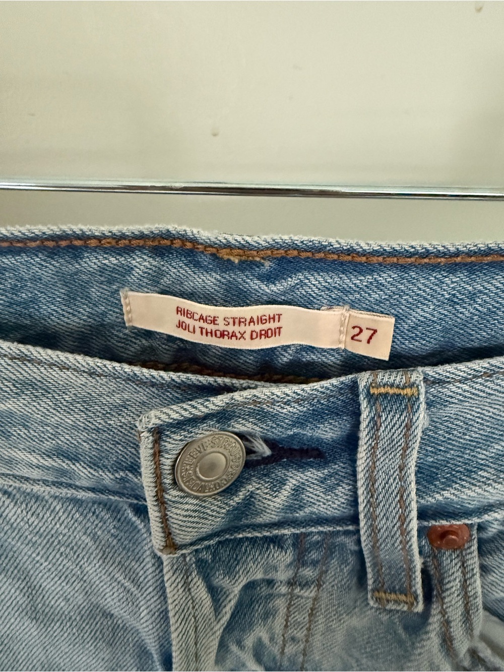 Levi's Ribcage Straight Jeans - Picture 3 of 5